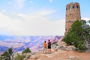 hiking desert view watchtower_124661821